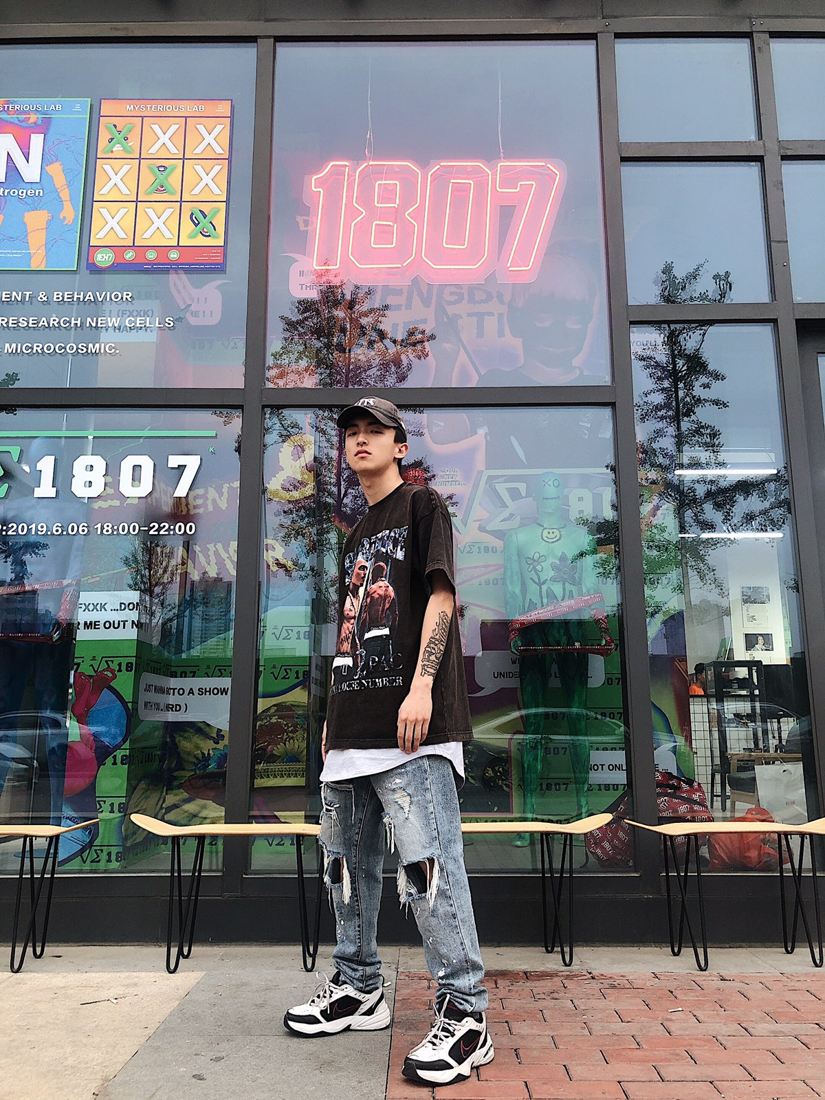 👕1807
👖f2f