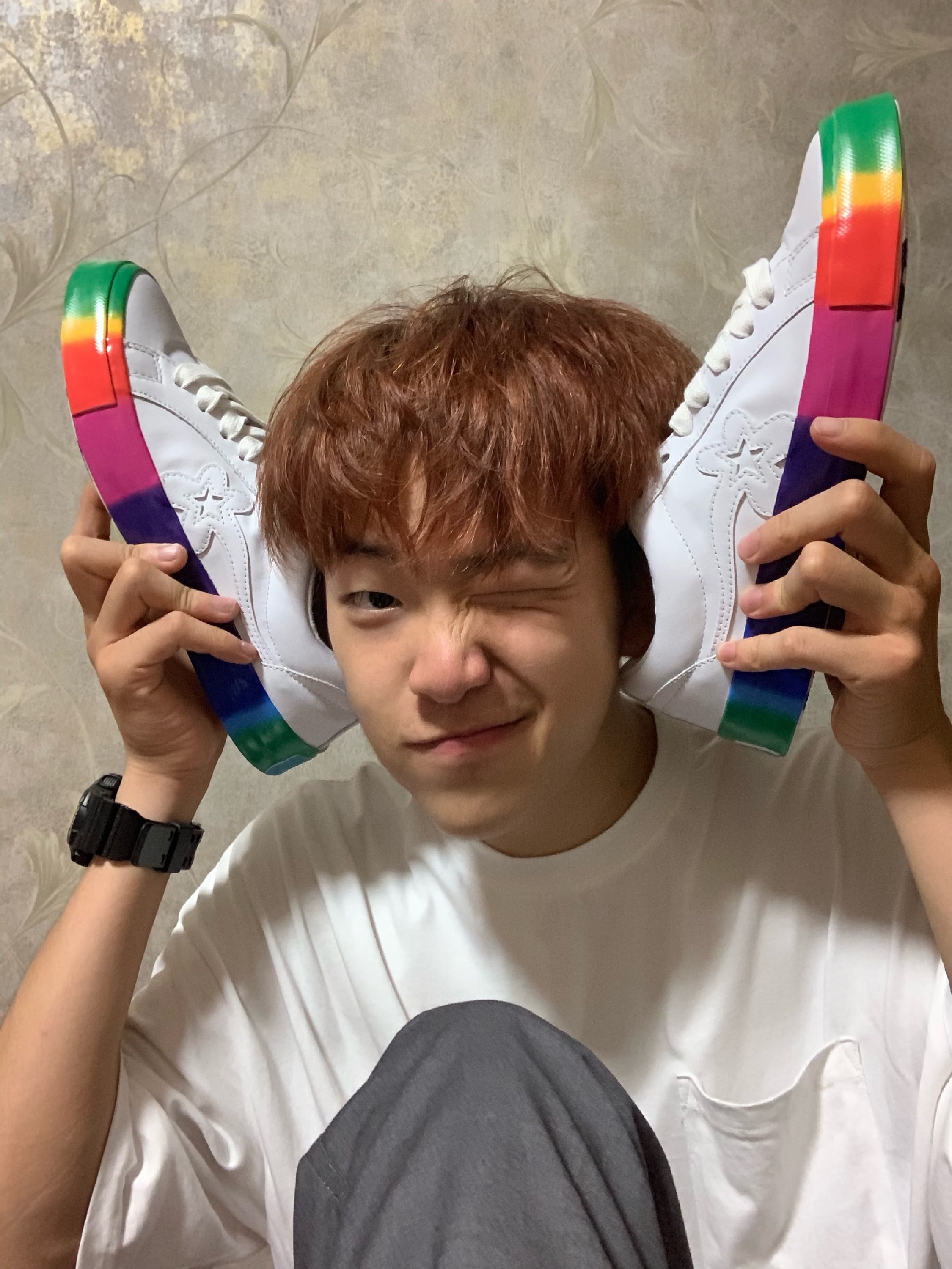 唔住耳朵
感受🌈