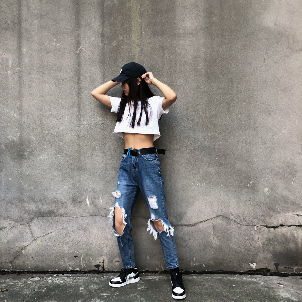 我爱我这没吃饭的肚子.😜
👕：Nike 
