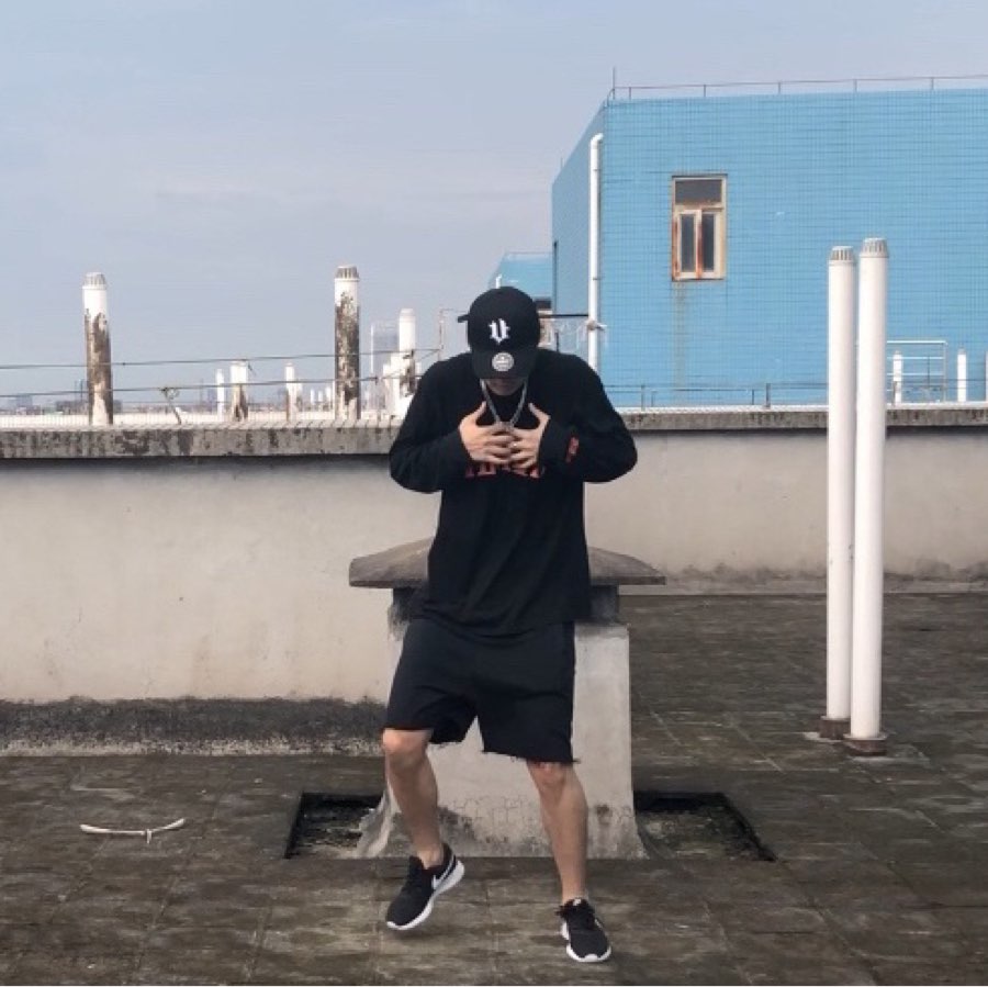 步要天天跑 舞要天天跳