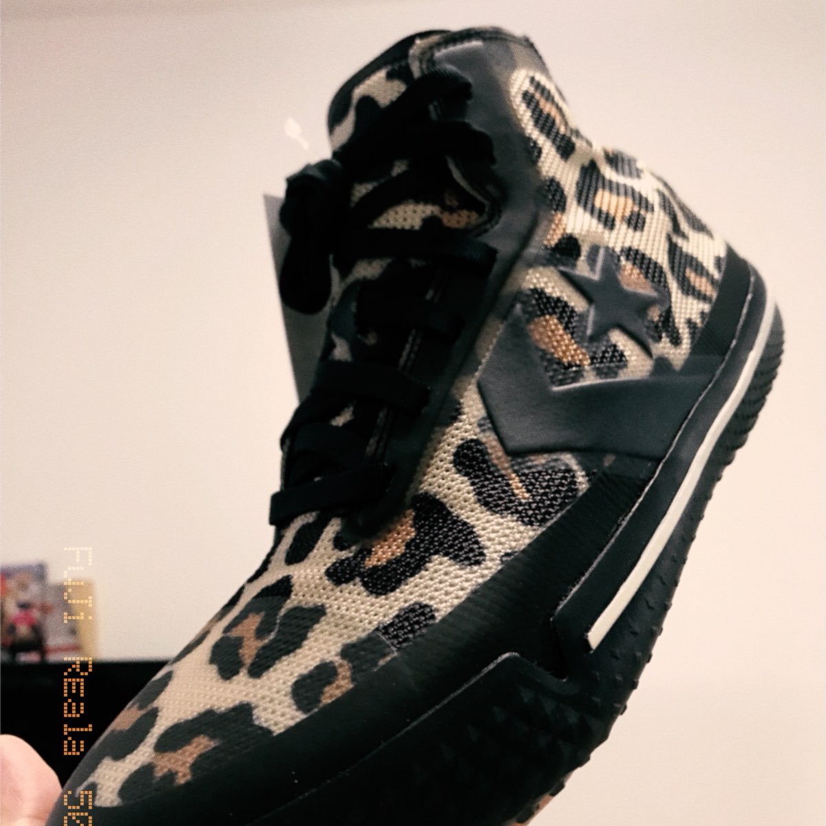 体验一把converse😬