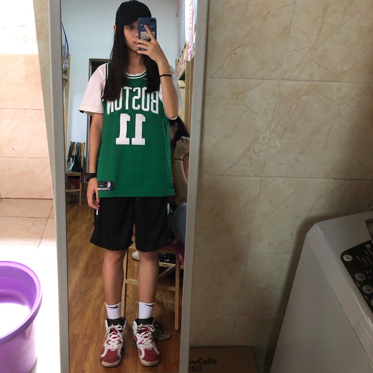 你不能因为变老而停止打球 因为只有当你停