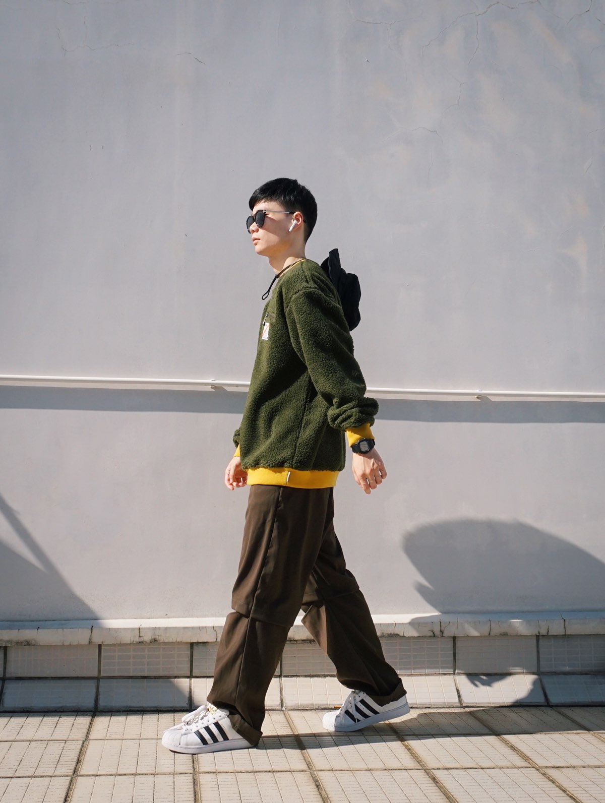 ☀️广东终于有点入秋的感觉了～

👕：N