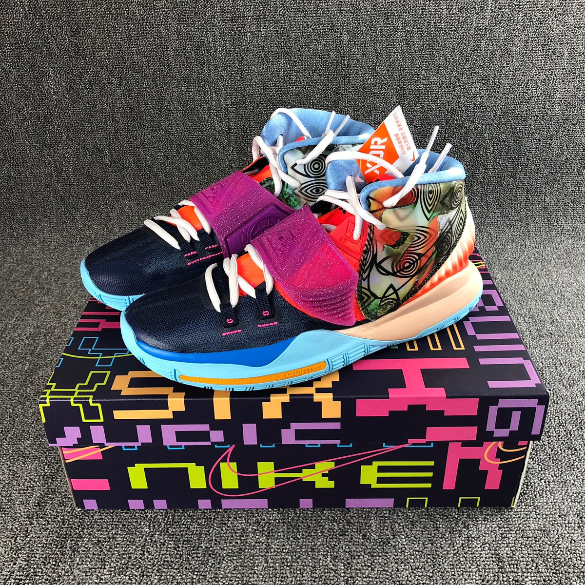       Kyrie 6 采用分体式设