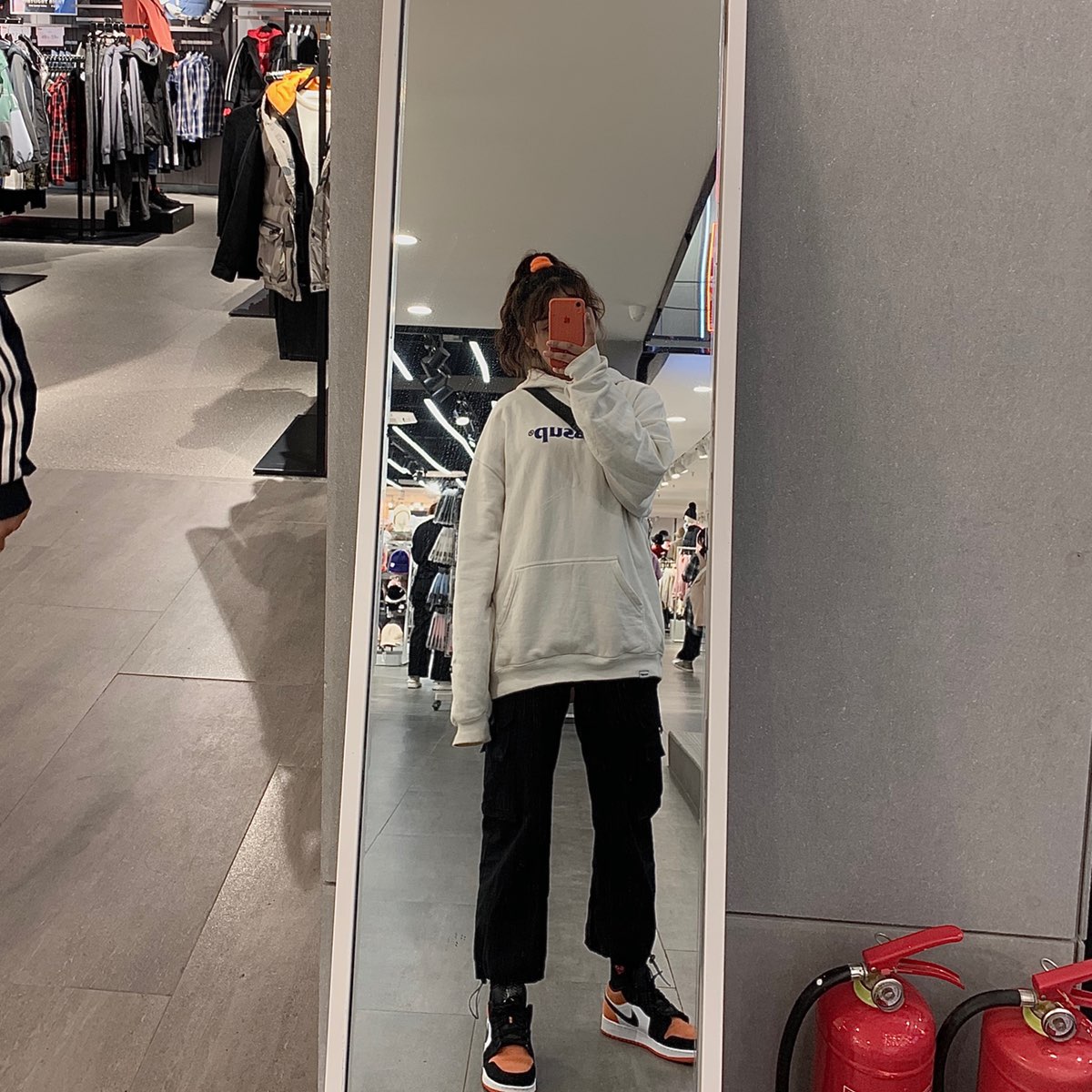 #ootd##snkr girl#
最爱