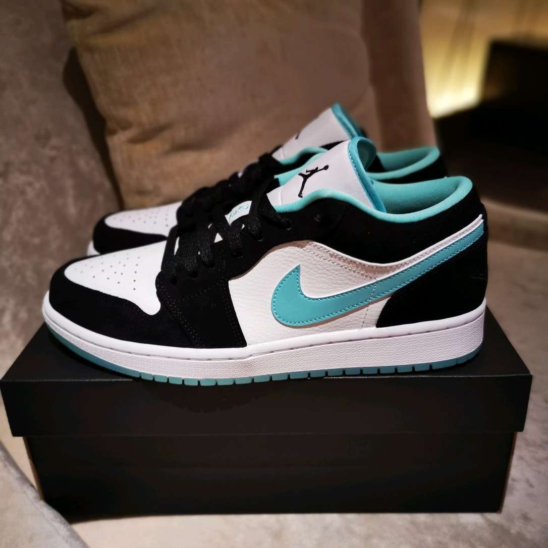 #Air Jordan 1 浅蓝黑开箱#