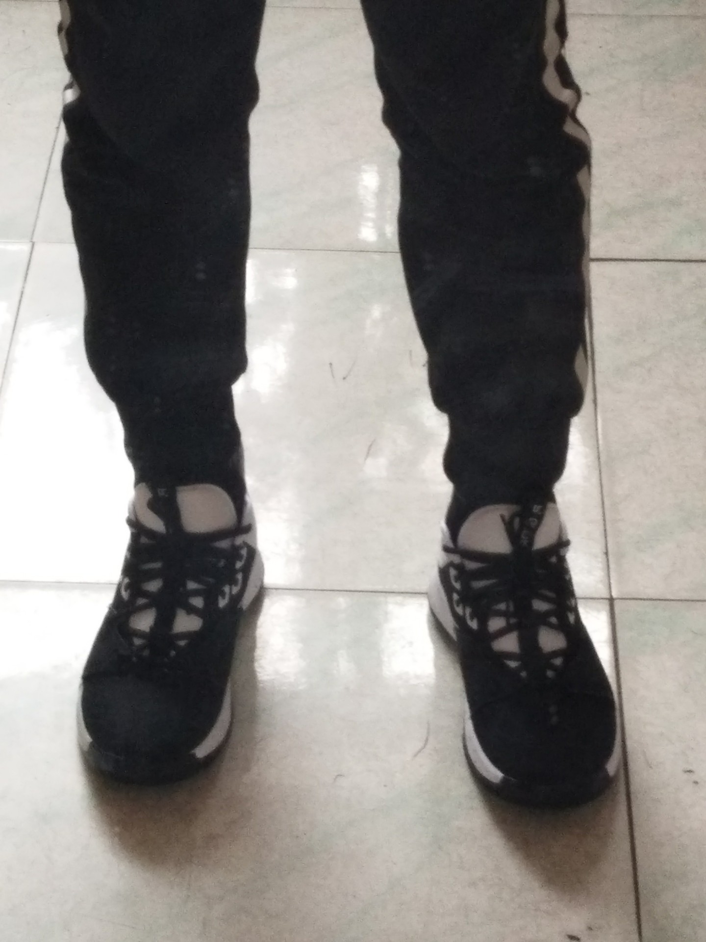 不错，脚部全面包裹