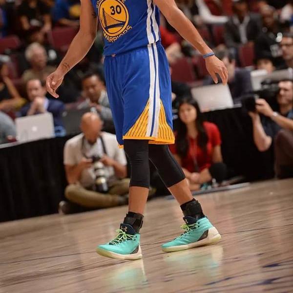 Under Armour Curry 3