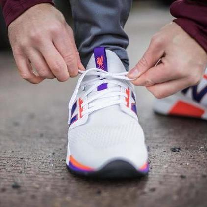 New Balance发布特别版的利物浦LCF 247运动鞋