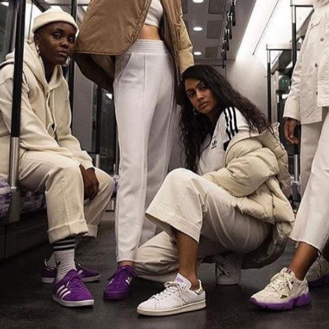 庆祝伦敦伊丽莎白线开通，TFL x adidas Originals 打造联名