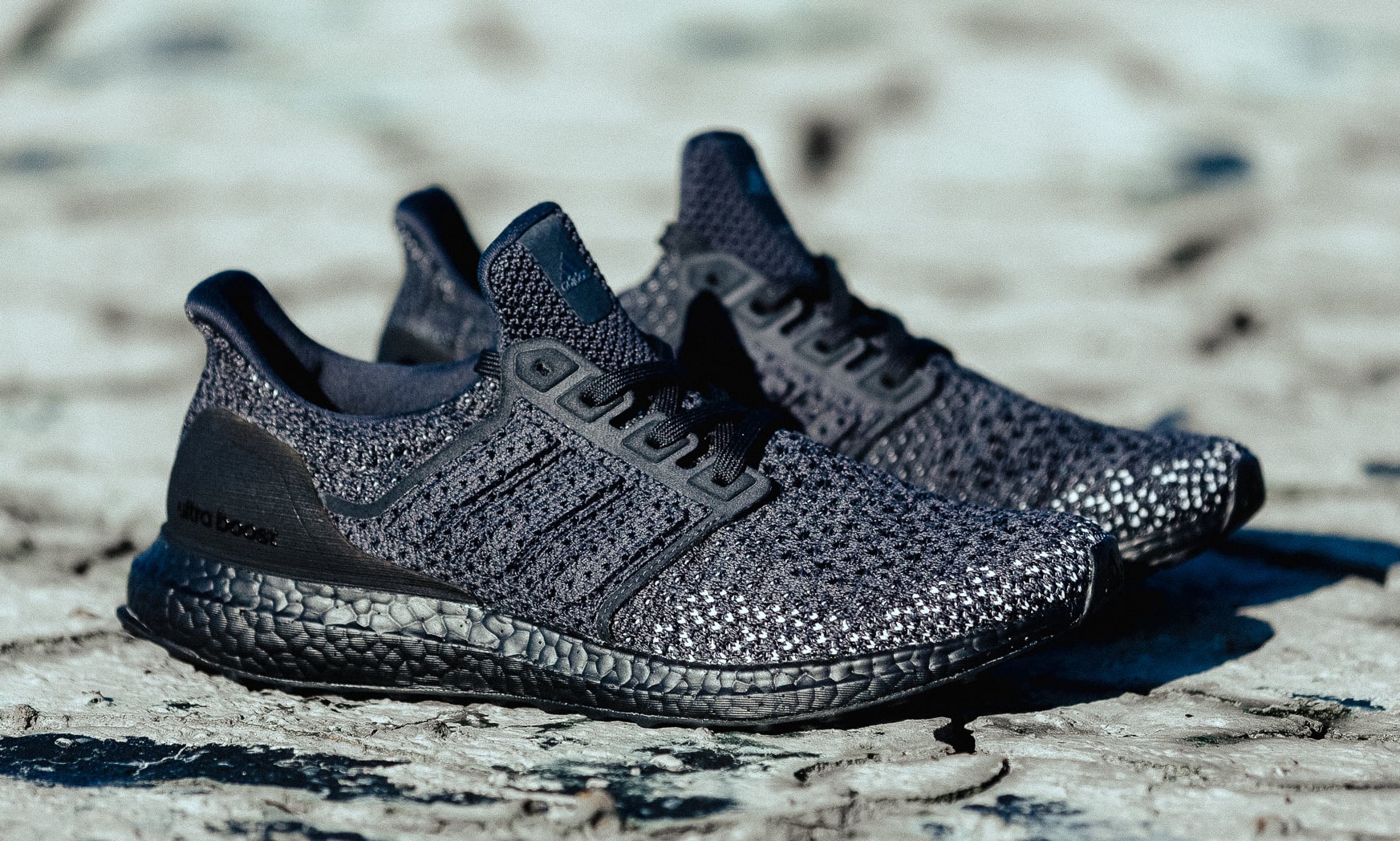 黑武士！ Ultraboost Clima 全黑跑鞋介绍