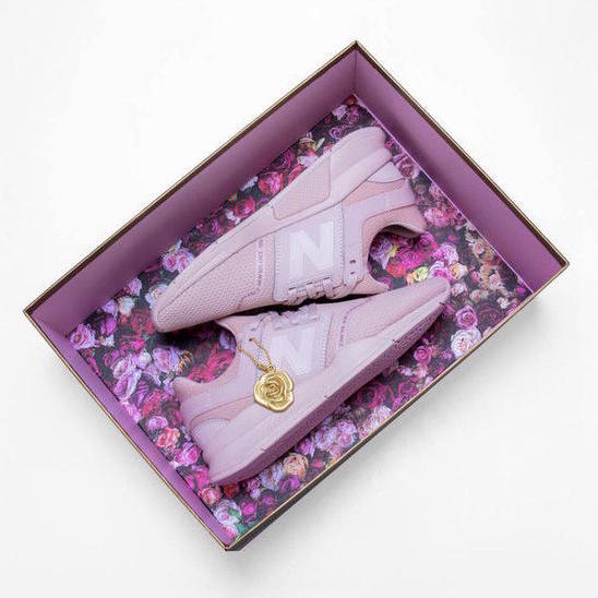 致敬巴黎, 预览女款Shoe Palace x New Balance 247 