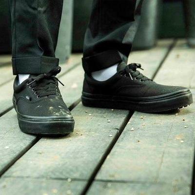 Vans 推出全新「The Shokunin」机能布料系列