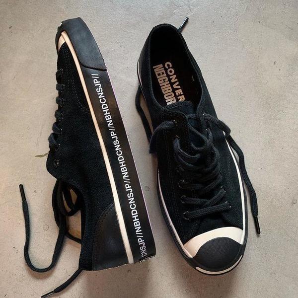 泷泽伸介展示预览全新NEIGHBORHOOD x Converse联名系列鞋款