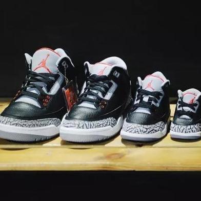 SOAR开箱丨Air Jordan 3  OG“Black Cement” 