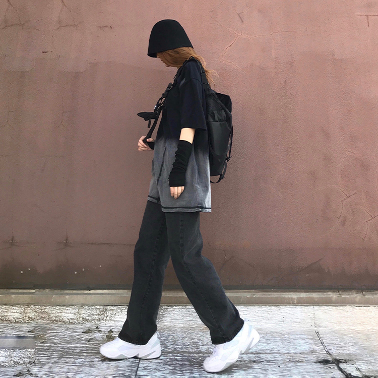 街舞风同色系穿搭