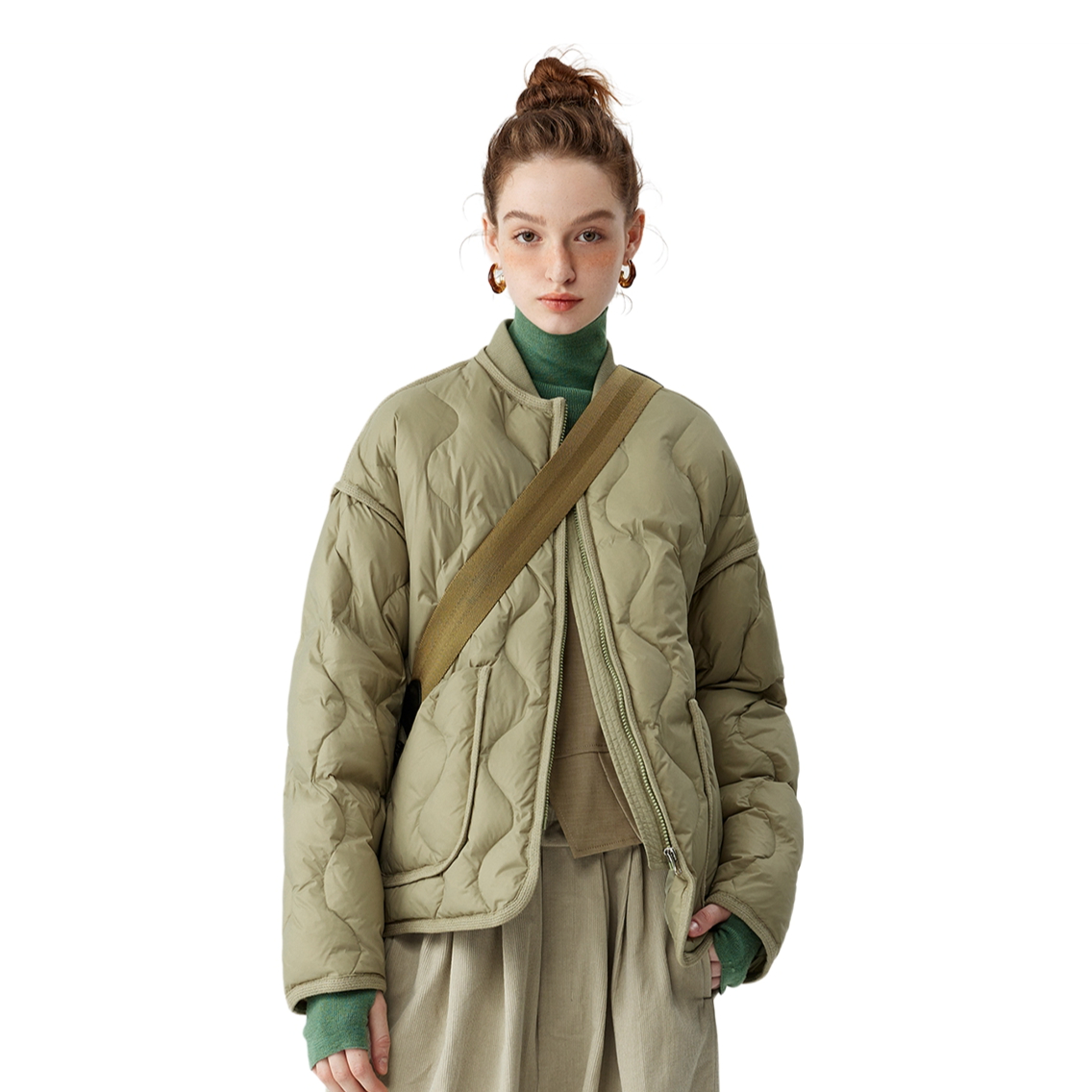 推荐商品：puretea/茶愫  纯色水波纹鸭绒短款羽绒服 女装 KF0701B41 苔绿