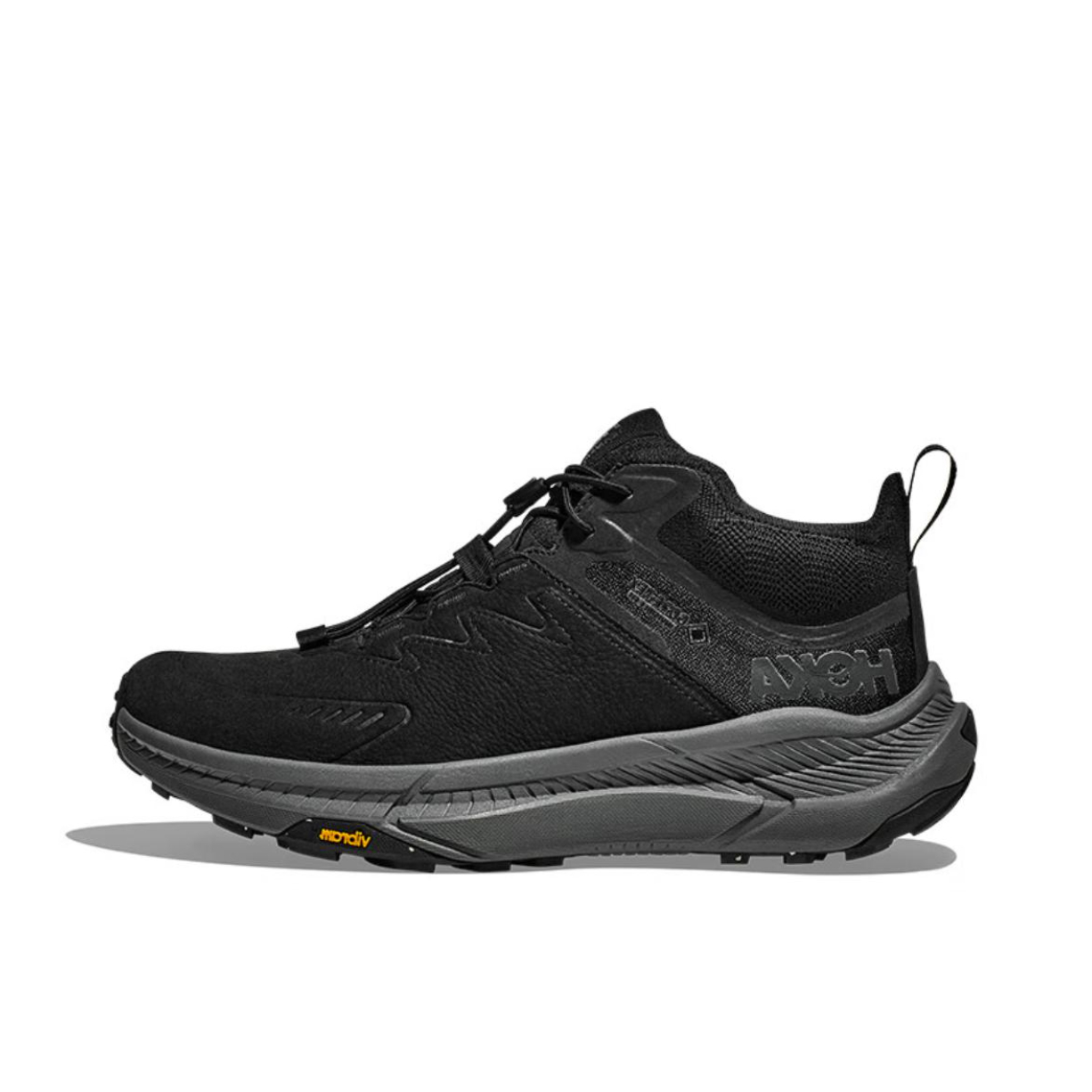 推荐商品：HOKA ONE ONE  Transport Chukka GTX 畅行防水 防滑耐磨 舒适缓震  中帮 登山鞋 时尚百搭  徒步鞋 黑色