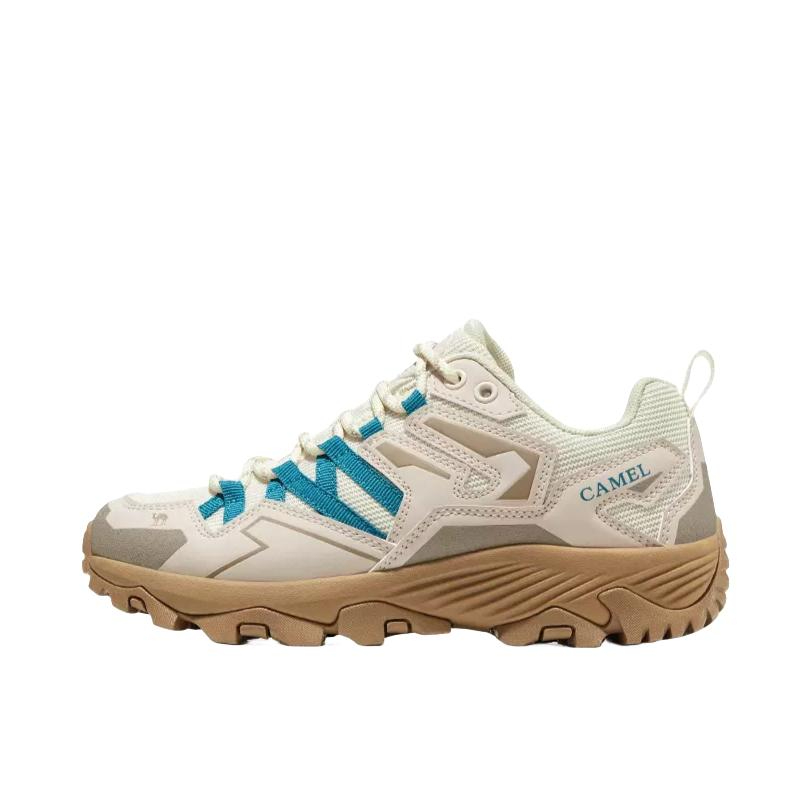 推荐商品：【王俊凯同款】 骆驼 昆仑山2.0 爬山鞋 徒步鞋 户外鞋 抓地舒适透气防滑耐磨网面防水缓震 米色/蓝色