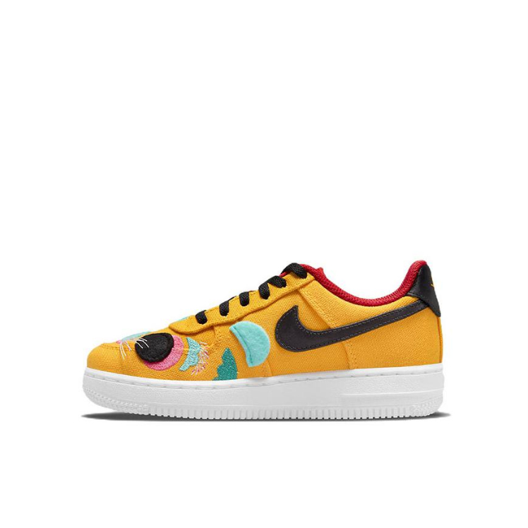 推荐商品：Nike Air Force 1 板鞋儿童 透气舒适防滑耐磨轻便休闲 小童/虎年/金色