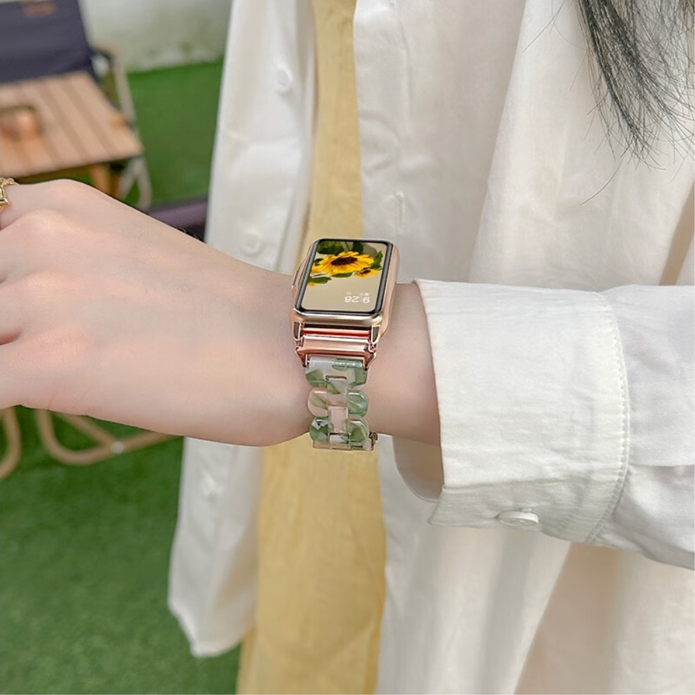 推荐商品：KOSSKOMI/贝吉塔 运动多功能来电消息提醒心率血压电子智能女士手表