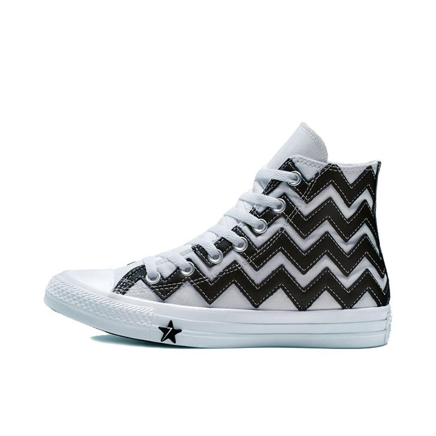 推荐商品：Converse/匡威 Chuck Taylor All Star 帆布鞋 常青款轻便防滑耐磨百搭复古圆头减震贴合高帮 White/Black 波浪/白色/黑色