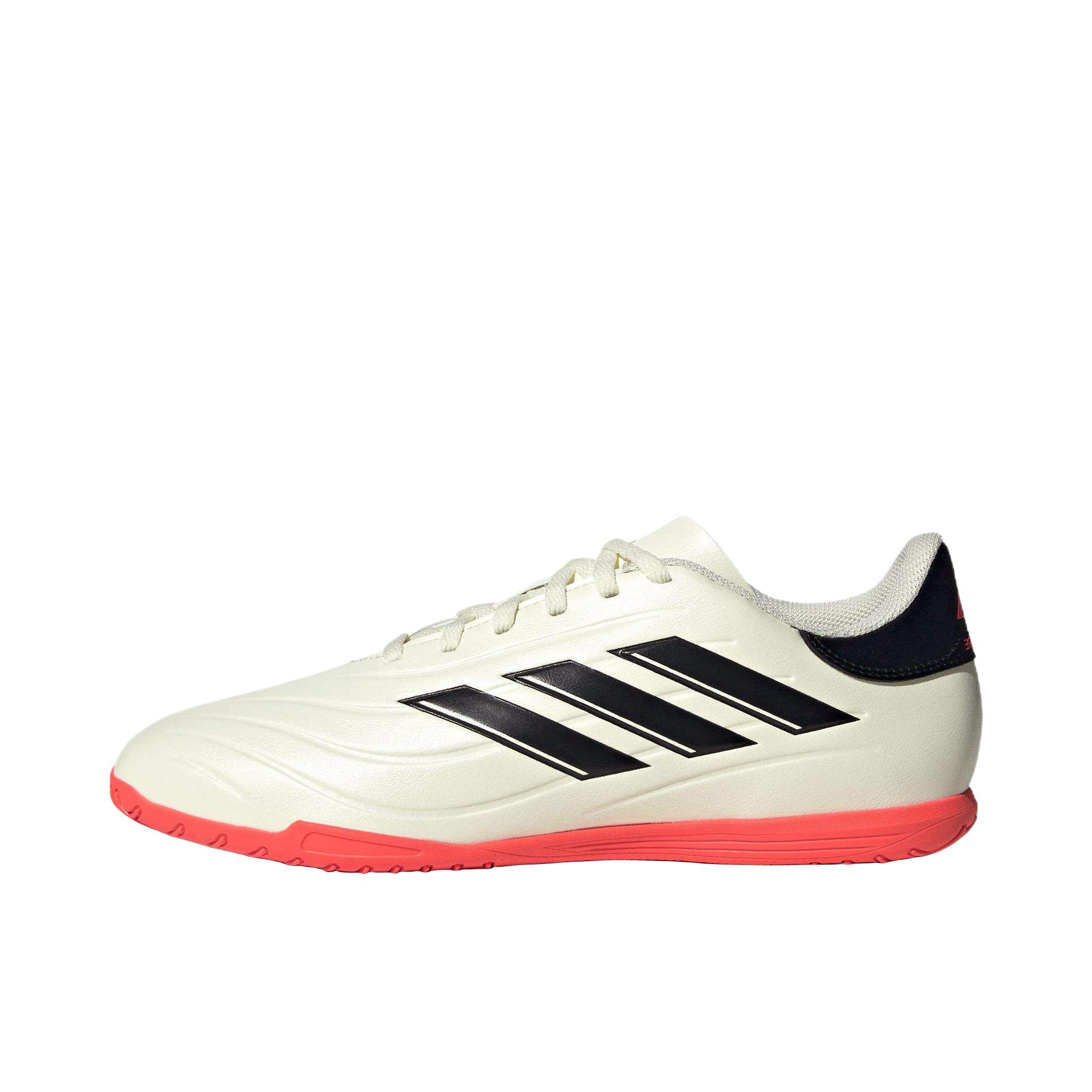 推荐商品：adidas Copa Pure Il Club TF 入门 碎钉 人造草地 足球鞋 米色