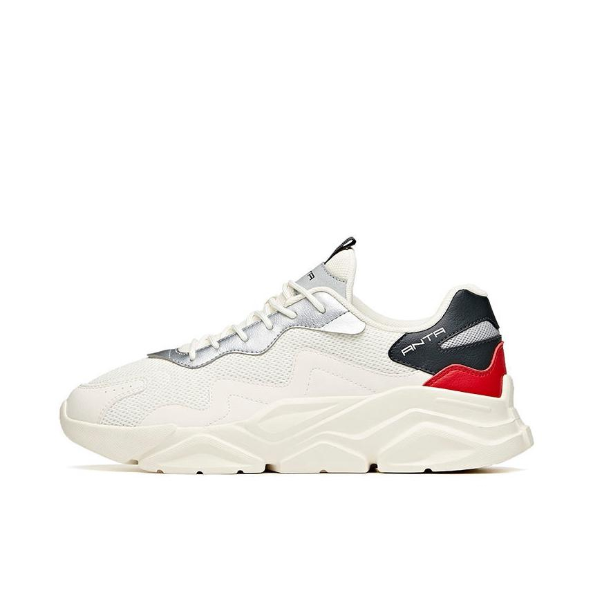 推荐商品：安踏 生活系列 网面透气 运动减震 时尚潮流 复古 轻便软底 增高鞋 象牙白/银色/碳灰