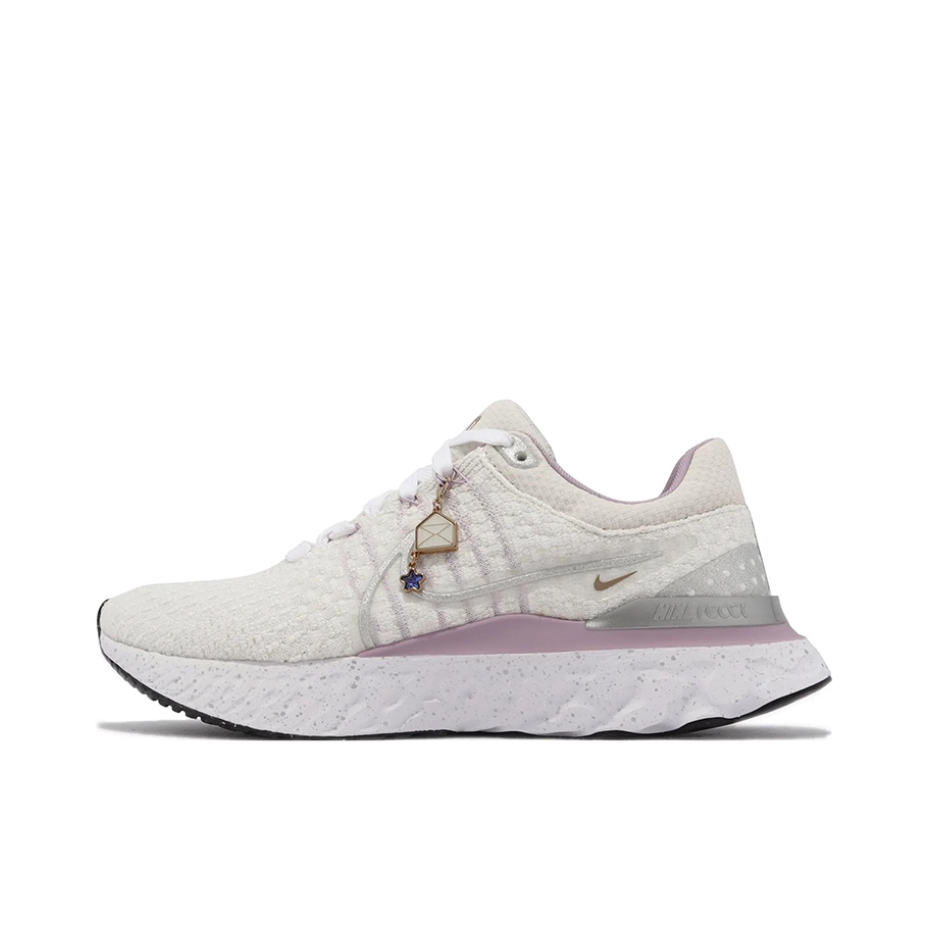推荐商品：Nike React Infinity Run FK3 跑鞋 减震织物回弹支撑泡棉圆头 米白/粉红