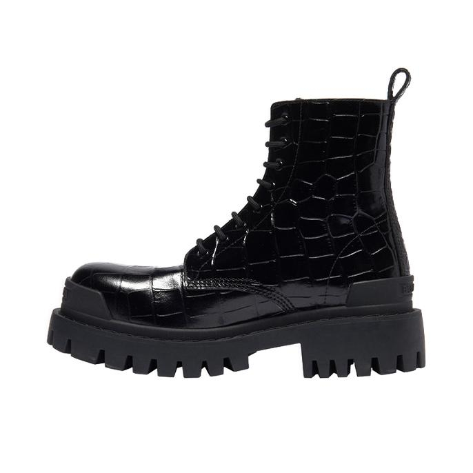推荐商品：Balenciaga 巴黎世家 Strike 防滑耐磨 二层牛皮 圆头 潮流百搭 时装靴 鳄鱼纹/黑色