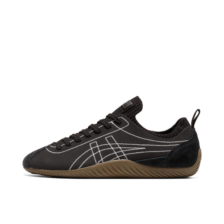 推荐商品：Onitsuka Tiger Sclaw 减震 网布透气 防滑耐磨 舒适轻便 潮流 运动休闲鞋 黑色