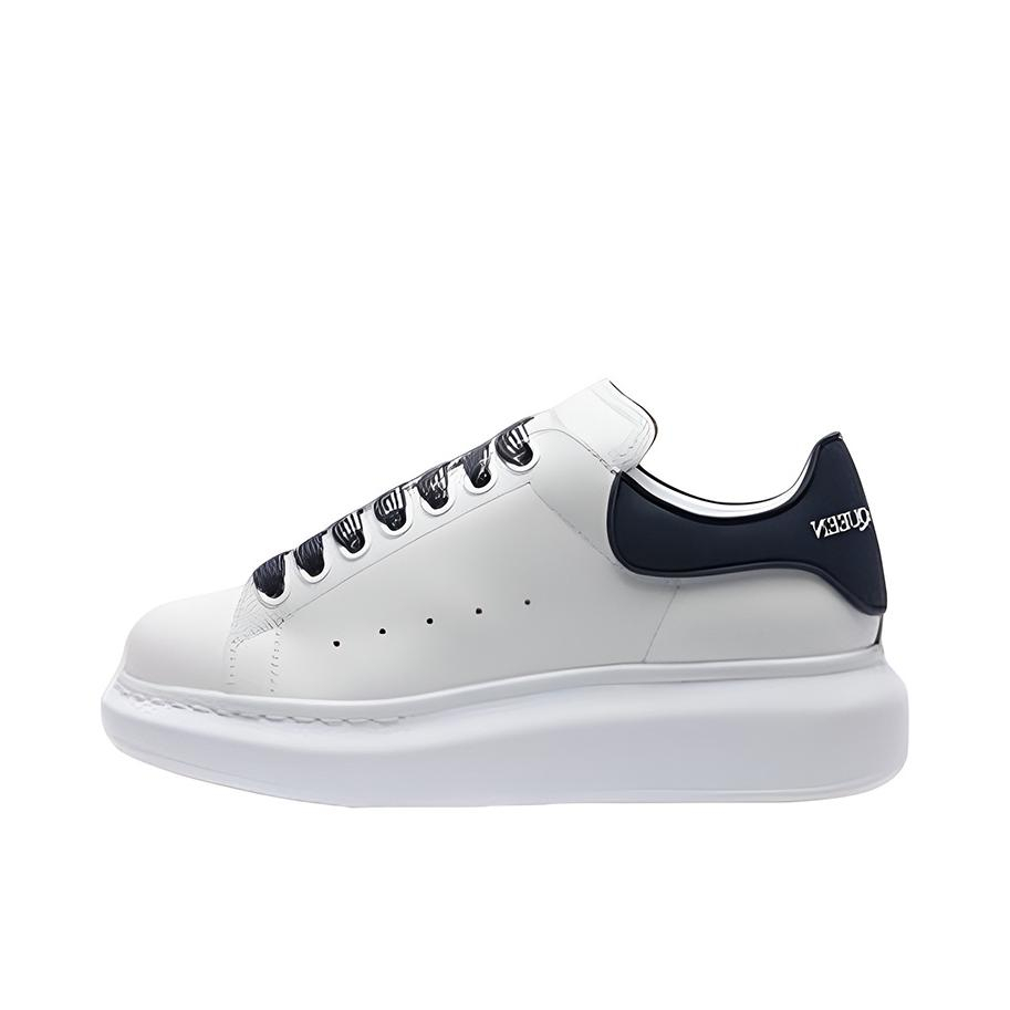 推荐商品：Alexander McQueen/亚历山大麦昆 舒适 耐磨 圆头 皮革 增高 防水 厚底鞋 运动休闲鞋 白色/双色鞋带