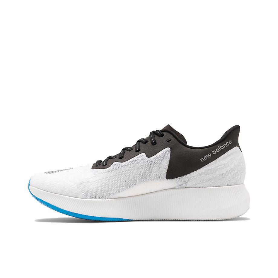 推荐商品：New Balance Fuelcell TC RCX 跑鞋 回弹透气舒适减震碳板低帮百搭运动休闲 男款/白色/黑色/蓝色
