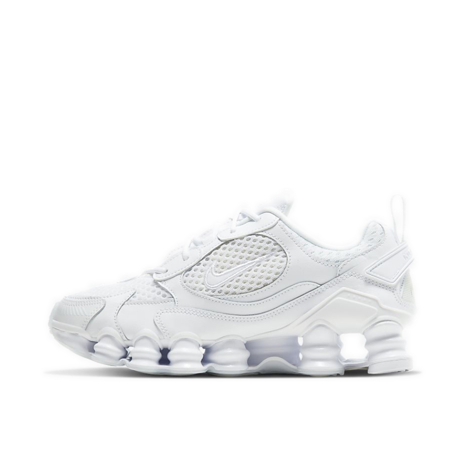 推荐商品：Nike Shox Nova 跑鞋 气柱防滑耐磨复古休闲透气织物舒适运动 Tirple White 纯白