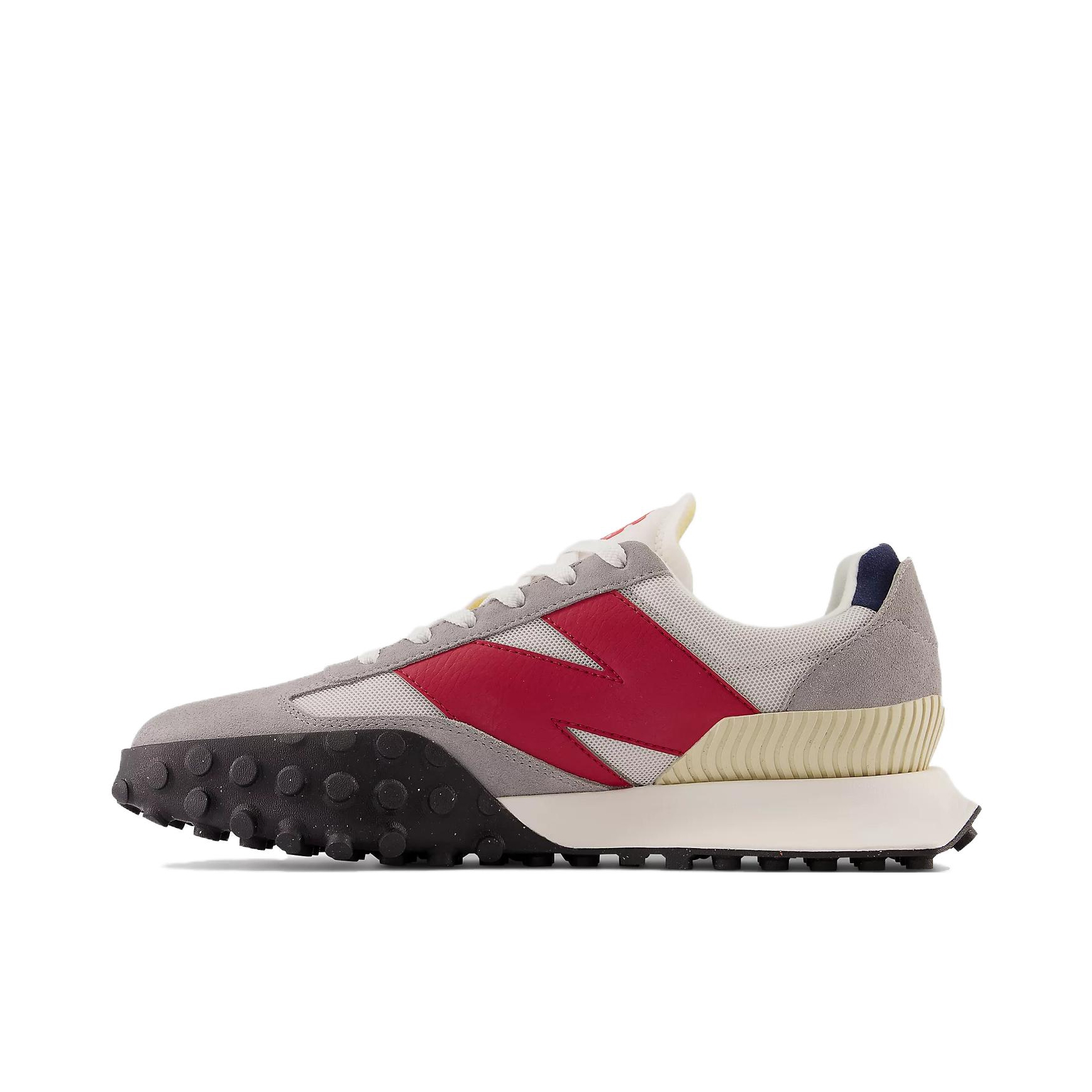 推荐商品：New Balance XC-72 织物 潮流复古 百搭拼接 舒适透气 减震 防滑耐磨 运动休闲鞋 灰色/红色