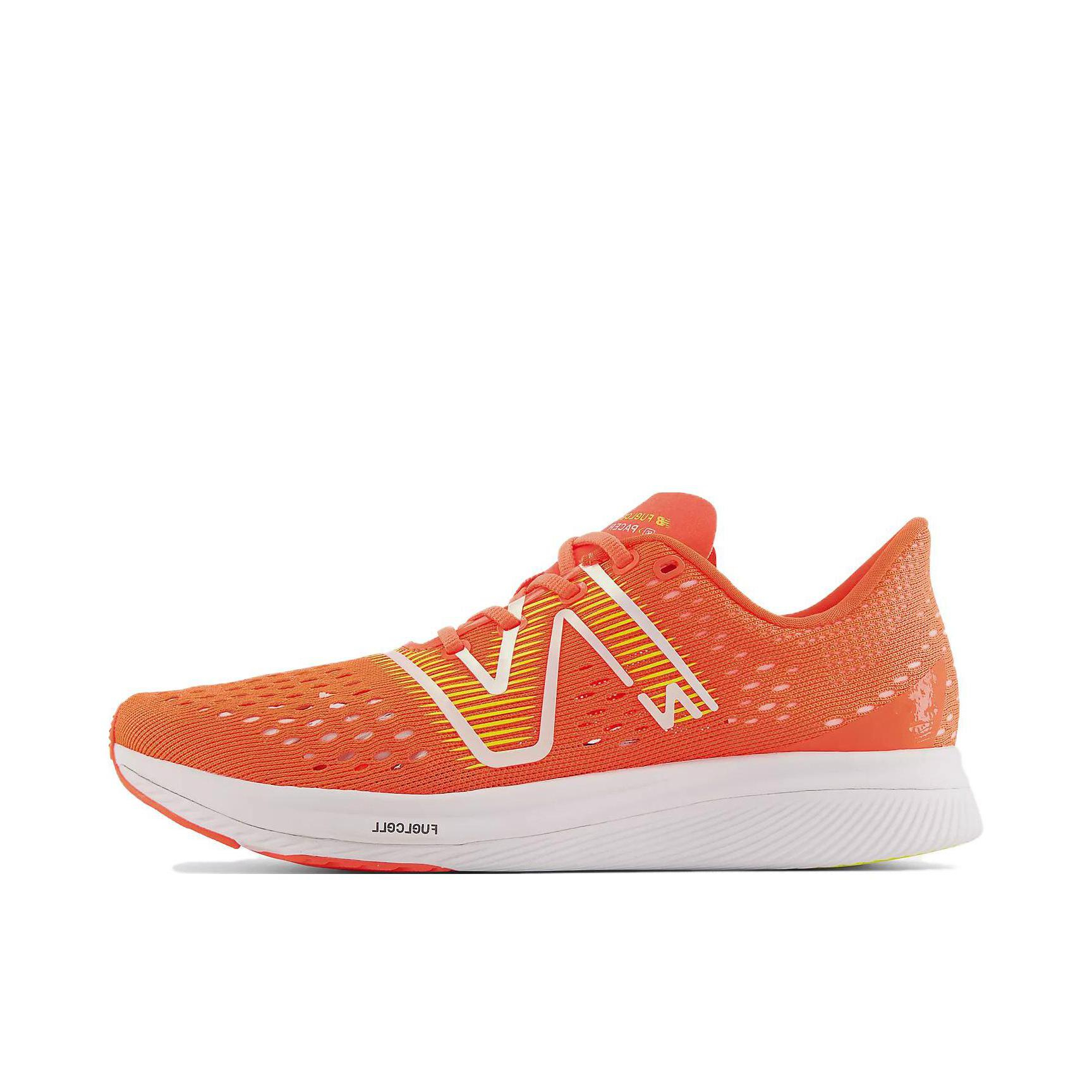推荐商品：New Balance Fcrr系列 跑鞋 防滑耐磨减震轻便舒适透气运动休闲碳板马拉松 橙色/白色
