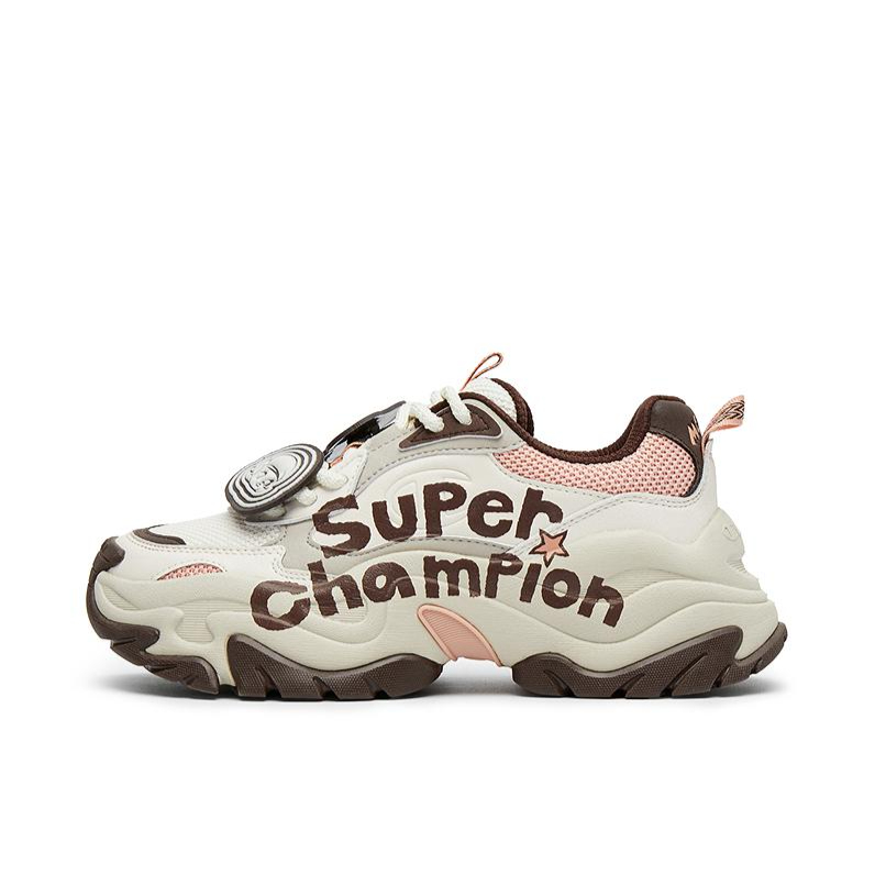 推荐商品：Champion/冠军 减震耐磨 舒适轻便 休闲 美式潮酷 拼接 厚底增高 老爹鞋 泡泡玛特联名/女款/啡棕