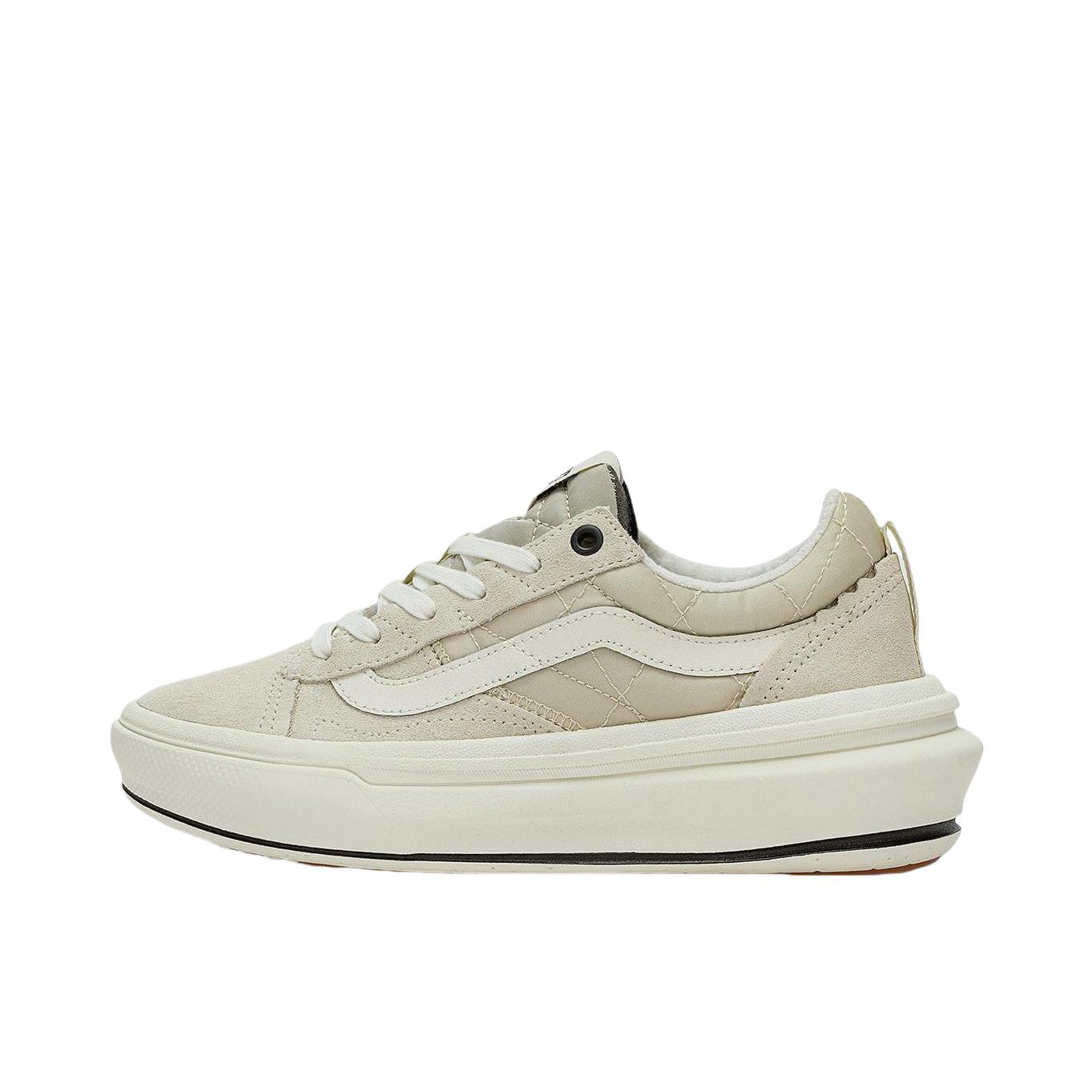 推荐商品：Vans/范斯 Old Skool Overt CC 增高厚底 防滑 运动休闲鞋 燕麦白/白色
