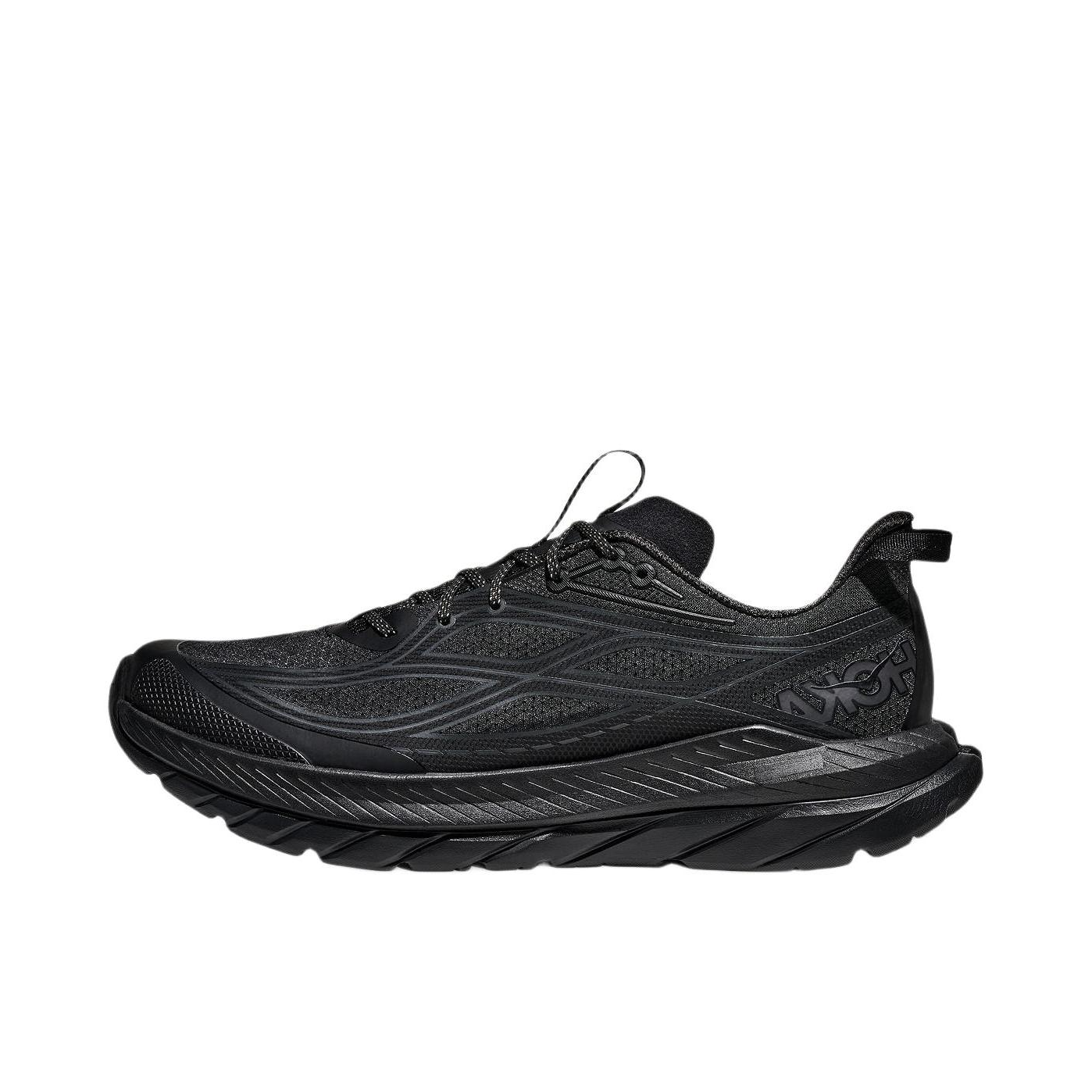 推荐商品：HOKA ONE ONE 马赫先锋版 Mach Remastered 跑鞋 运动耐磨缓震防滑 黑曜石