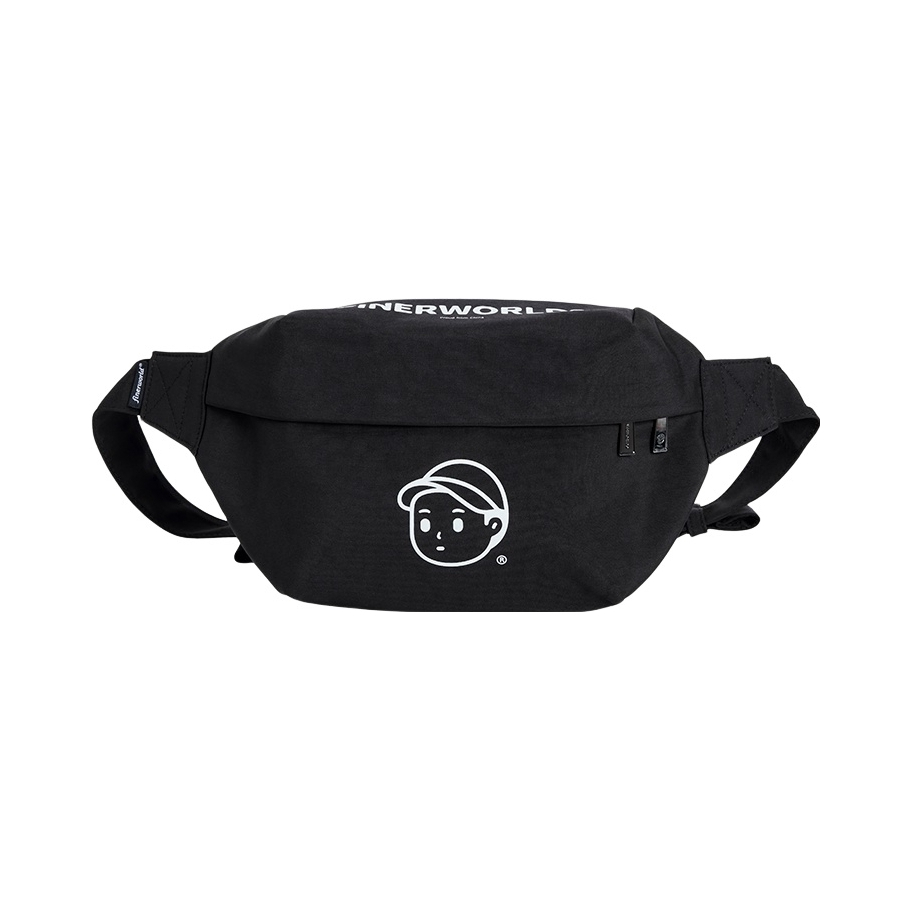 推荐商品：finerworld 潮牌休闲运动通勤简约饺子斜挎腰包胸包