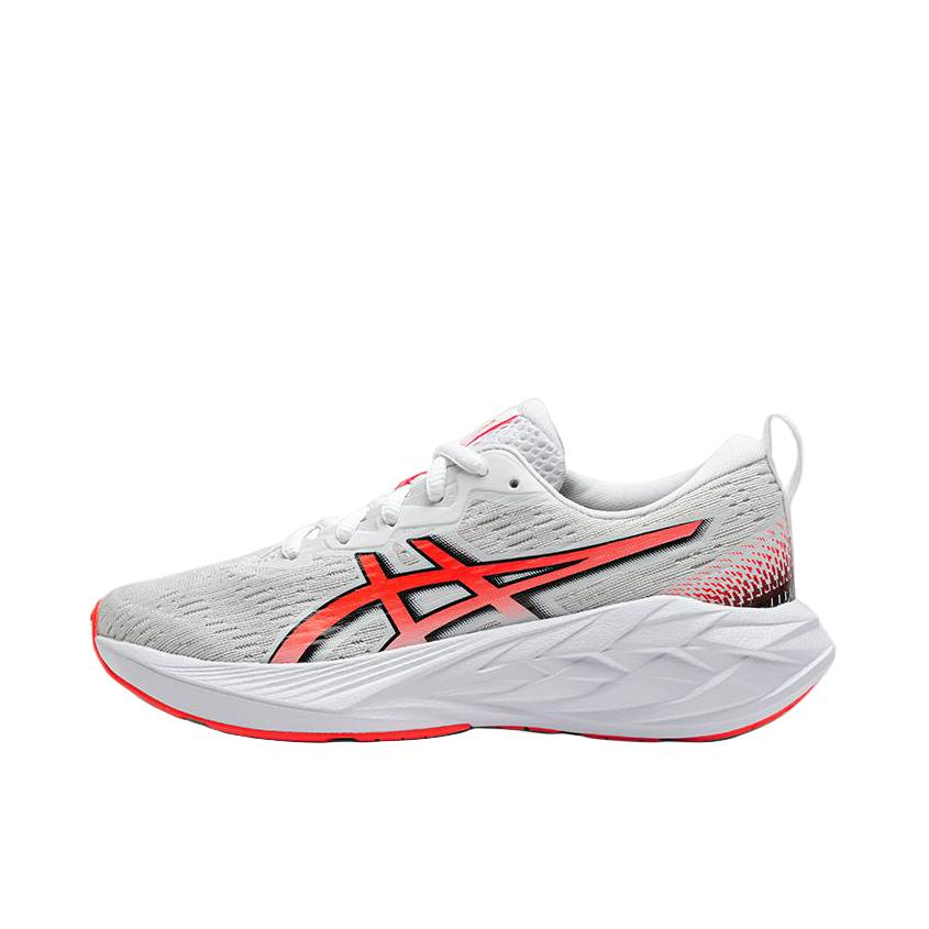 推荐商品：Asics/亚瑟士 Novablast 4 跑鞋 防滑耐磨缓震回弹舒适排汗透气织物长跑夜跑 大童/白色/橙色