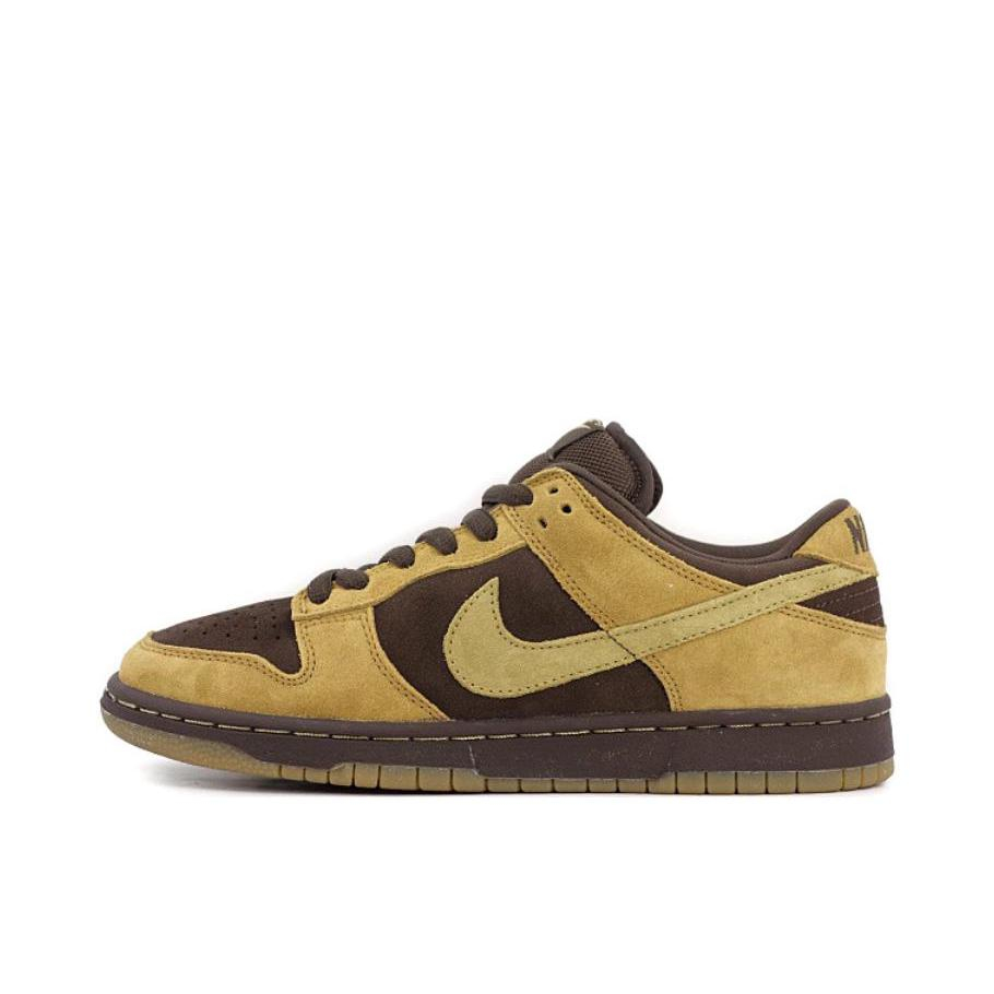 推荐商品：Nike Dunk 板鞋 经典复古百搭 Low Brown Pack SB/低帮/小麦/深棕