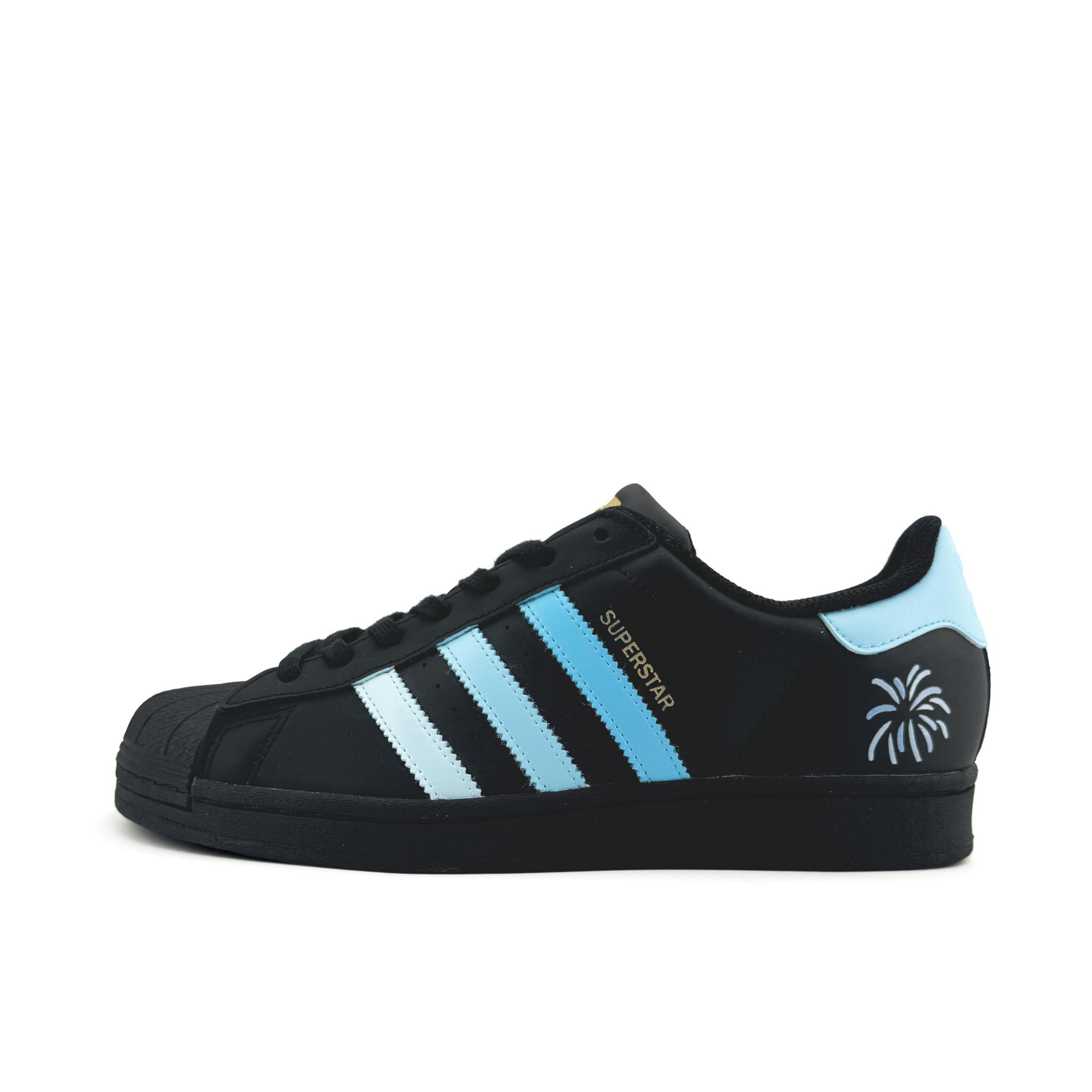 推荐商品：【定制球鞋】 adidas Originals Superstar 板鞋 防踢减震防滑耐磨百搭潮流时尚合成革贝壳头 渐变烟花蓝