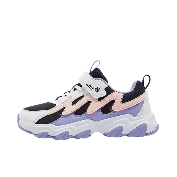 推荐商品：特步 百搭 舒适 防滑 运动鞋儿童 676414329392 大童/特步白/深灰紫/芋泥紫