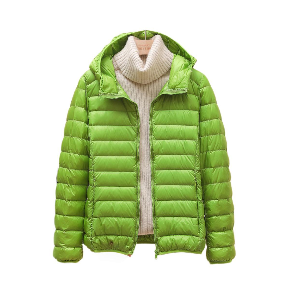 推荐商品：BINRUILA/芮贝拉 连帽保暖白鸭绒短款长袖羽绒服 女装 YR580108 果绿
