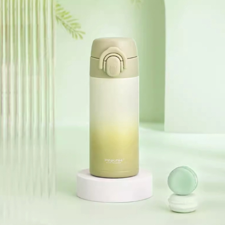 推荐商品：小比咔 时尚便携式保温杯