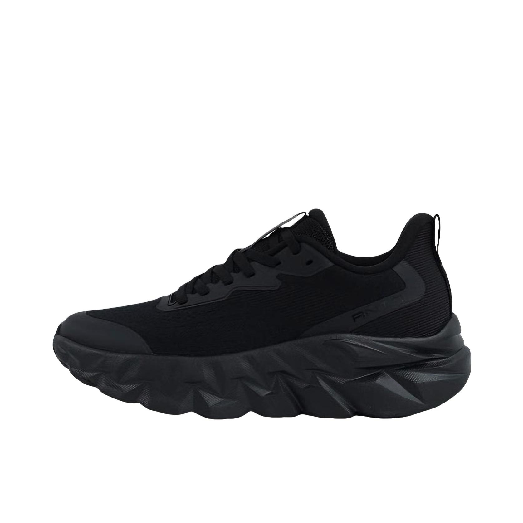 推荐商品：安踏 运动休闲鞋 低帮百搭减震舒适织物 112617787R 基础黑 