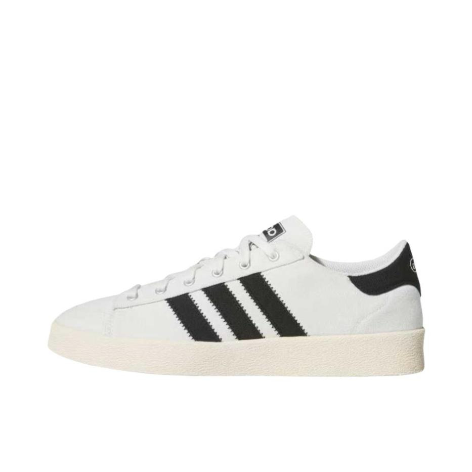 推荐商品：adidas JUMP HOOK 板鞋 舒适防滑日常 米白色/核心黑色/暖香草色