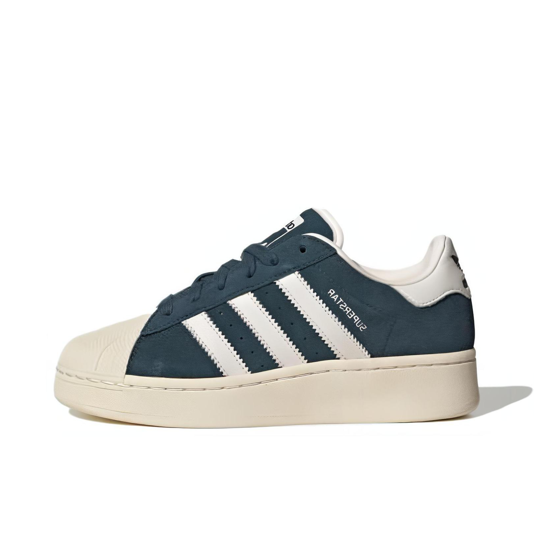 推荐商品：【宋雨琦同款】 adidas Originals Superstar 板鞋 轻便贝壳头薄底舒适百搭耐磨复古 白色/青色