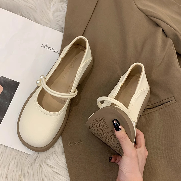 推荐商品：法式 配裙子 平底 低跟 单鞋 米色/白色